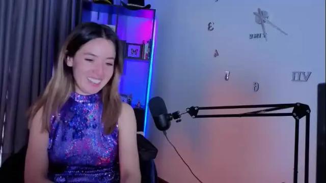 Image 6 of nickywindsor Stream on Chaturbate on 6 days ago