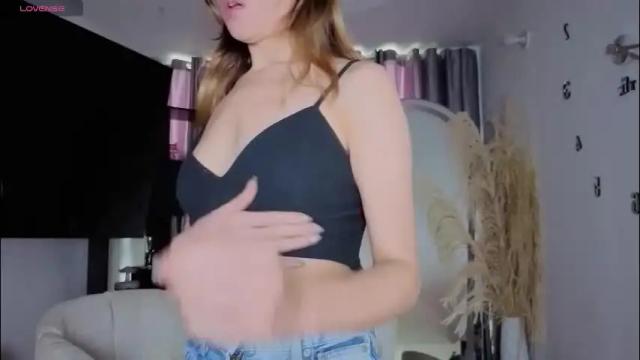 Image 3 of nickywindsor Stream on Chaturbate on 2 months ago
