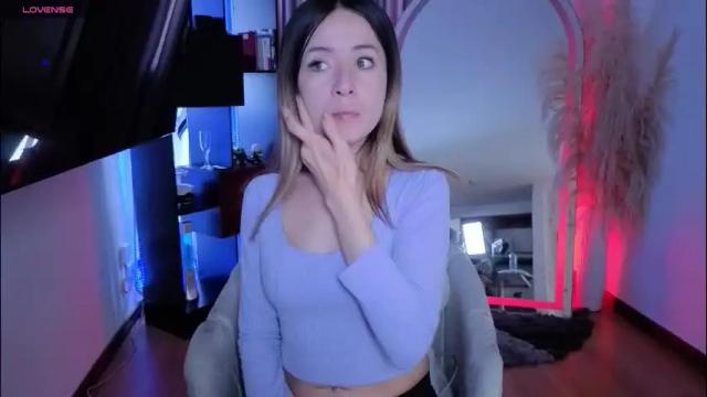 Image 3 of nickywindsor Stream on Chaturbate on 1 month ago