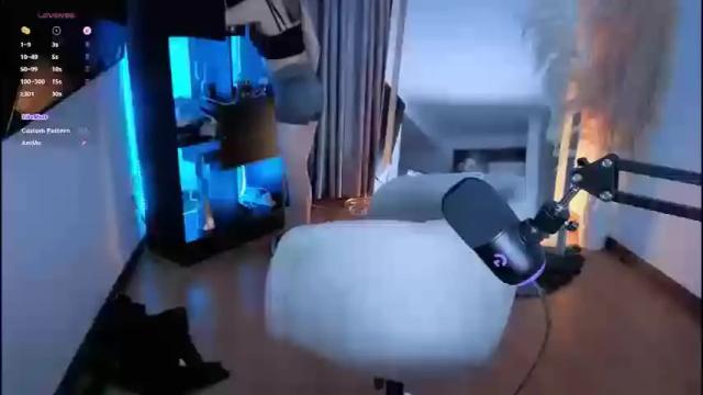 Image 12 of nickywindsor Stream on Chaturbate on 1 month ago