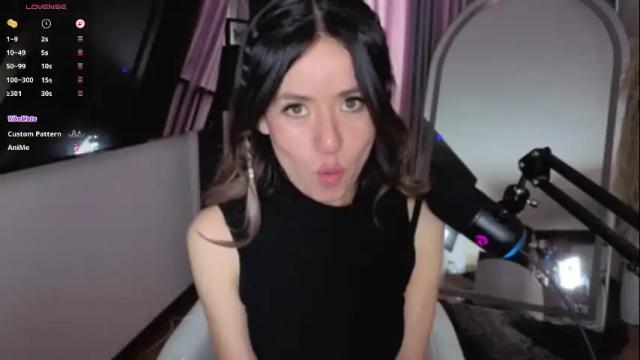 Image 3 of nickywindsor Stream on Chaturbate on 29 days ago