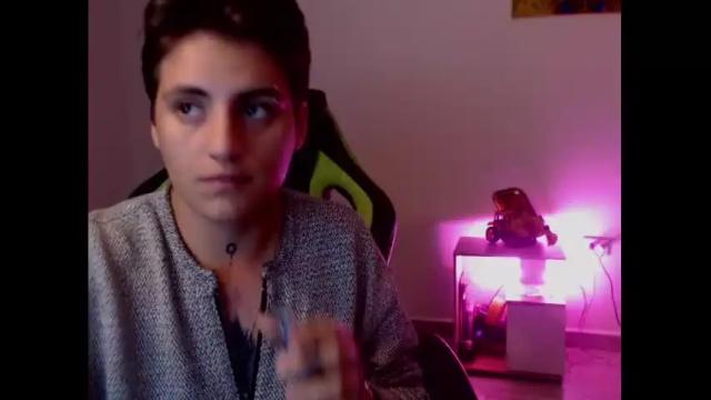 Image 2 of nico592 Stream on Chaturbate on 16 months ago