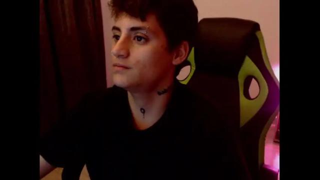 Image 10 of nico592 Stream on Chaturbate on 16 months ago