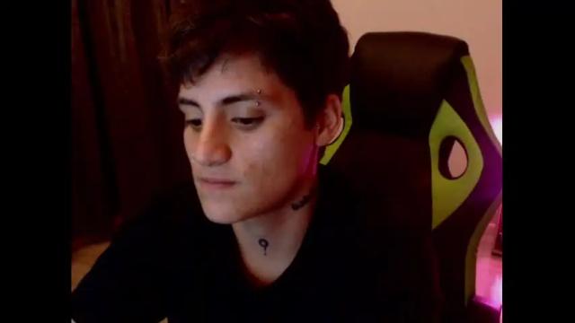 Image 11 of nico592 Stream on Chaturbate on 16 months ago