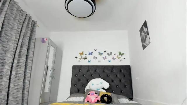 Image 7 of nicol3_0 Stream on Chaturbate on 1 month ago