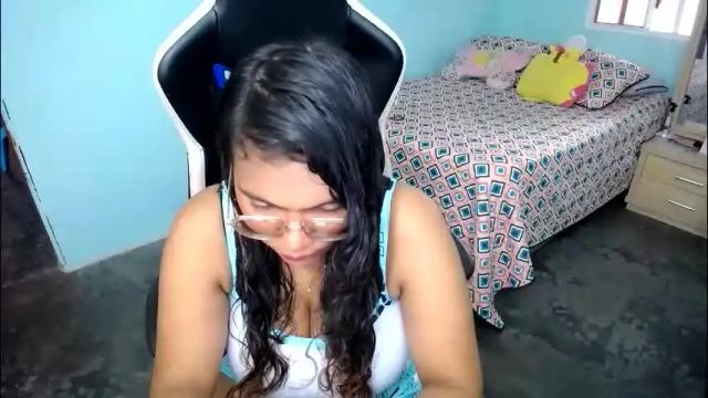 Image 8 of nicol_24 Stream on Chaturbate on 1 month ago