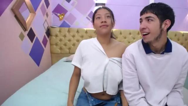 Image 6 of nicol_and_dani Stream on Chaturbate on 15 months ago