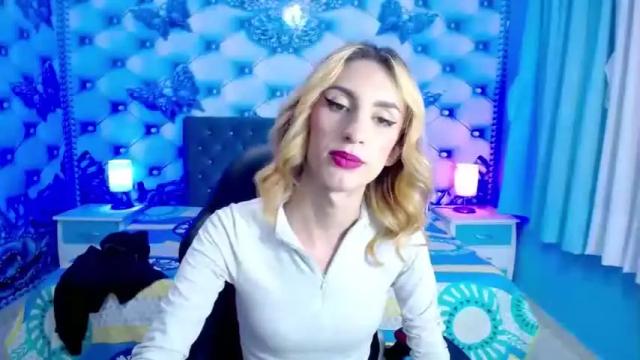 Image 8 of nicol_cute_4u Stream on Chaturbate on 18 months ago