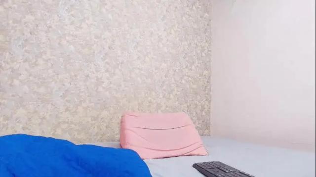 Image 3 of nicol_ferrer Stream on Chaturbate on 1 month ago