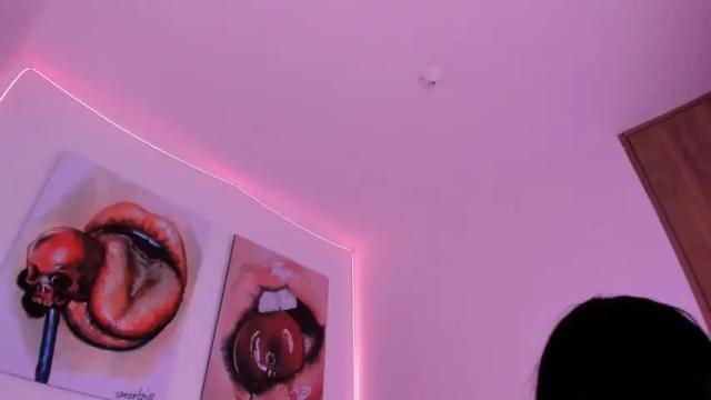 Image 8 of nicol_rosee Stream on Chaturbate on 13 months ago