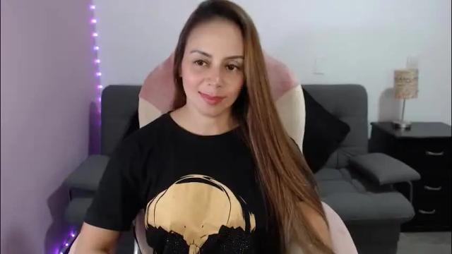 Image 3 of nicol_storm Stream on Chaturbate on 11 hours ago