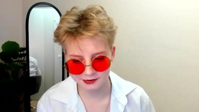 Image 6 of nicolawine Stream on Chaturbate on 15 months ago