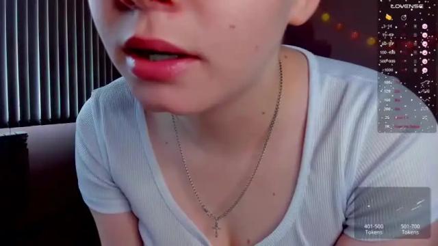 Image 4 of nicolawine Stream on Chaturbate on 13 months ago