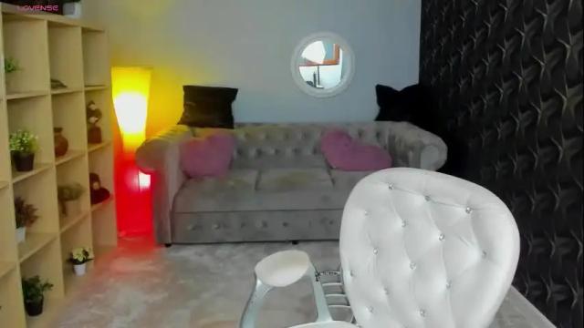 Image 11 of nicole___19 Stream on Chaturbate on 1 month ago