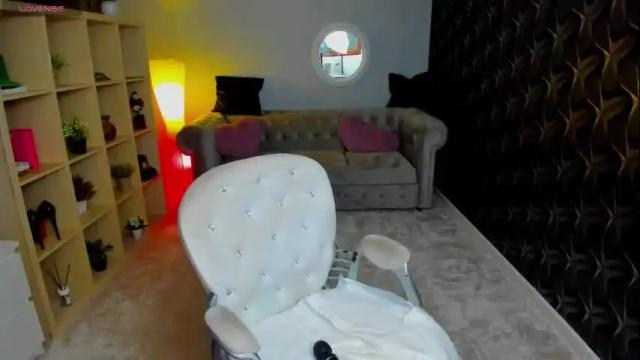 Image 6 of nicole___19 Stream on Chaturbate on 29 days ago