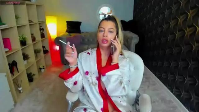 Image 2 of nicole___19 Stream on Chaturbate on 28 days ago