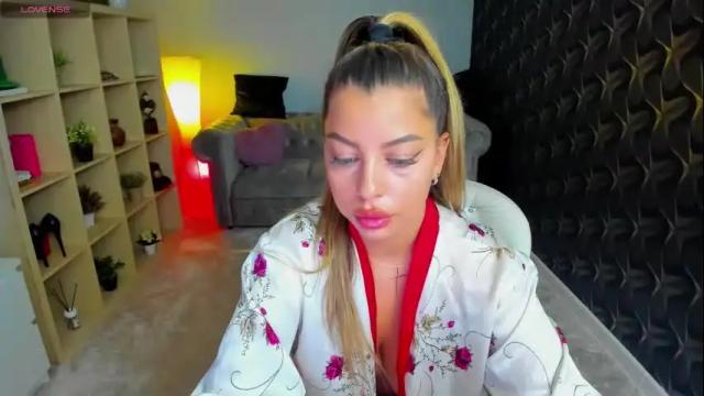 Image 6 of nicole___19 Stream on Chaturbate on 28 days ago