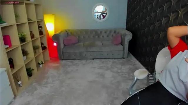 Image 2 of nicole___19 Stream on Chaturbate on 2 months ago