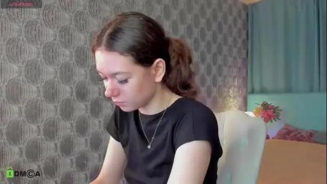 Image 4 of nicole_charm Stream on Chaturbate on 1 month ago