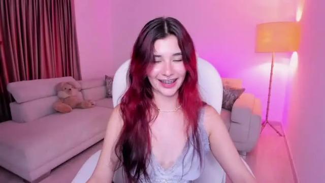 Image 12 of nicole_dallass Stream on Chaturbate on 13 months ago