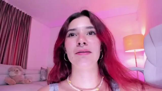 Image 8 of nicole_dallass Stream on Chaturbate on 5 months ago