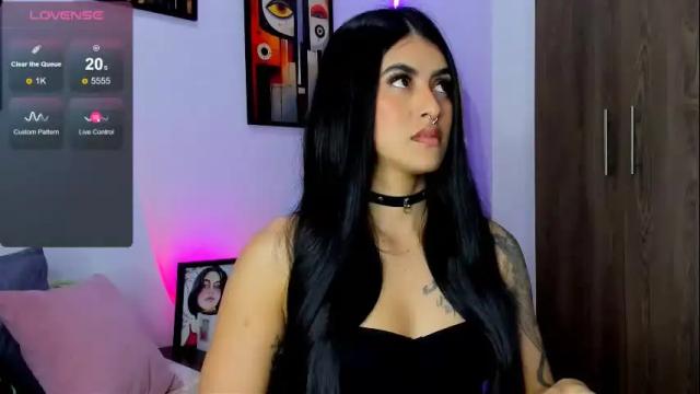 Image 3 of nicole_duran3095 Stream on Chaturbate on 12 days ago