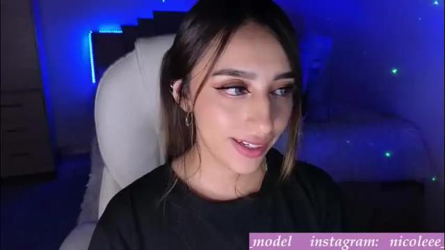 Image 6 of nicole_edwards Stream on Chaturbate on 1 month ago