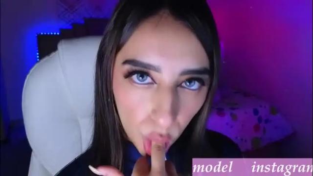 Image 3 of nicole_edwards Stream on Chaturbate on 17 days ago