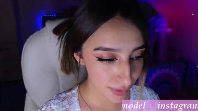 Image 7 of nicole_edwards Stream on Chaturbate on 7 days ago