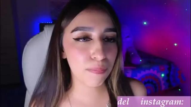 Image 3 of nicole_edwards Stream on Chaturbate on 4 days ago