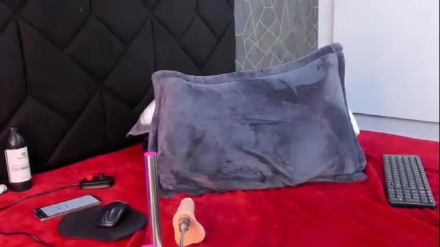 Image 2 of nicole_jonss Stream on Chaturbate on 13 days ago