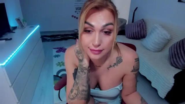 Image 12 of nicole_queen28 Stream on Chaturbate on 15 months ago