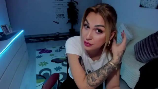 Thumbnail 3, nicole_queen28's Stream at Chaturbate, 15 months ago