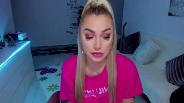 Thumbnail 1, nicole_queen28's Stream at Chaturbate, 15 months ago