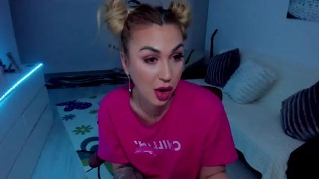 Thumbnail 1, nicole_queen28's Stream at Chaturbate, 14 months ago