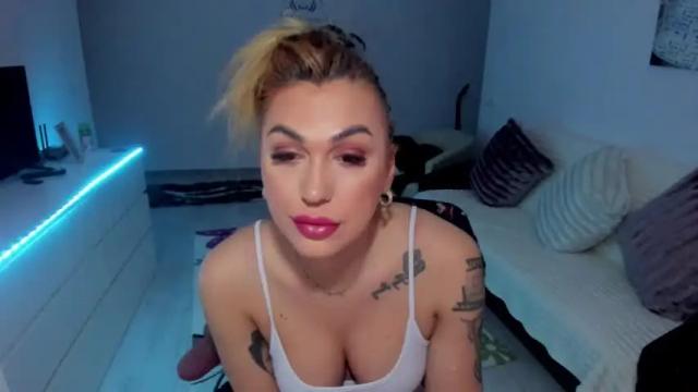 Thumbnail 2, nicole_queen28's Stream at Chaturbate, 14 months ago