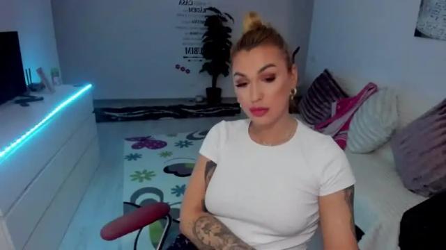 Thumbnail 1, nicole_queen28's Stream at Chaturbate, 14 months ago