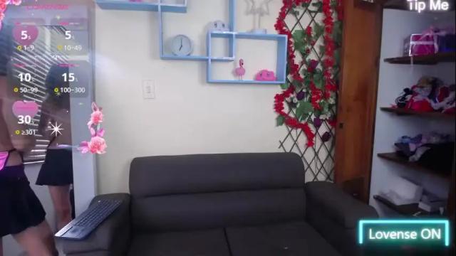 Image 3 of nicole_santana_ Stream on Chaturbate on 10 days ago