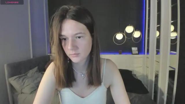 Image 3 of nicole_treasure Stream on Chaturbate on 14 months ago