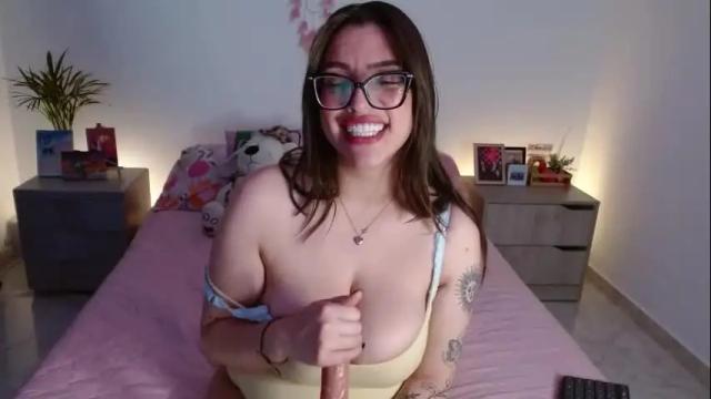 Thumbnail 2, nicole_white_11's Stream at Chaturbate, 2 days ago