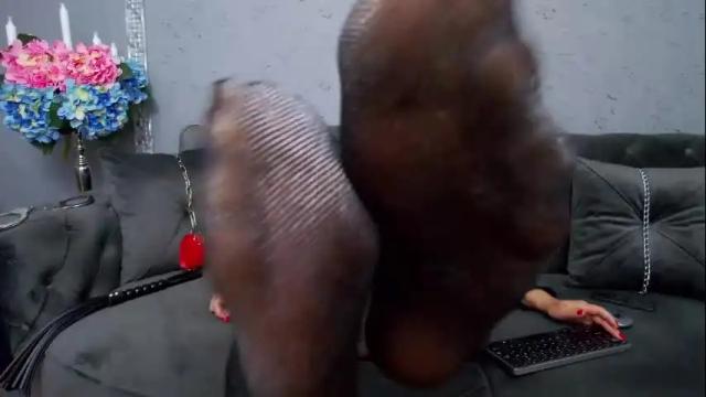 Image 12 of nicoledom Stream on Chaturbate on 27 days ago