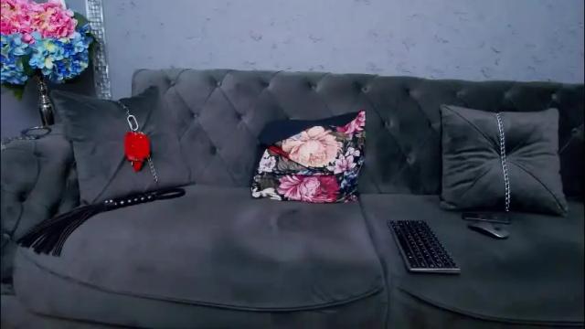 Image 11 of nicoledom Stream on Chaturbate on 1 month ago