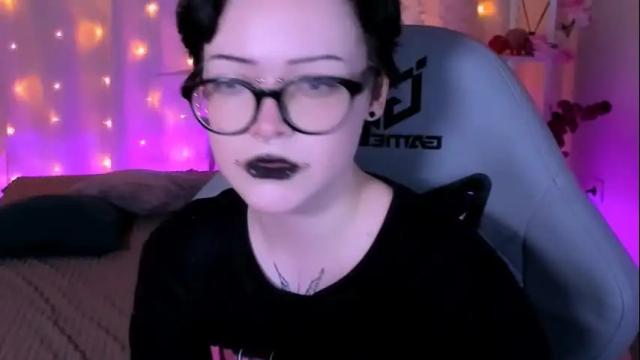 Image 12 of nicolefloret Stream on Chaturbate on 1 month ago