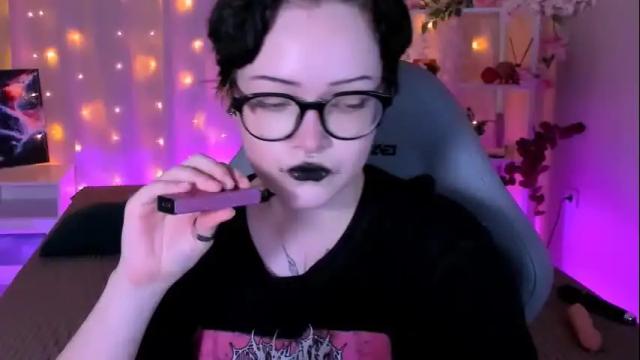Image 6 of nicolefloret Stream on Chaturbate on 1 month ago