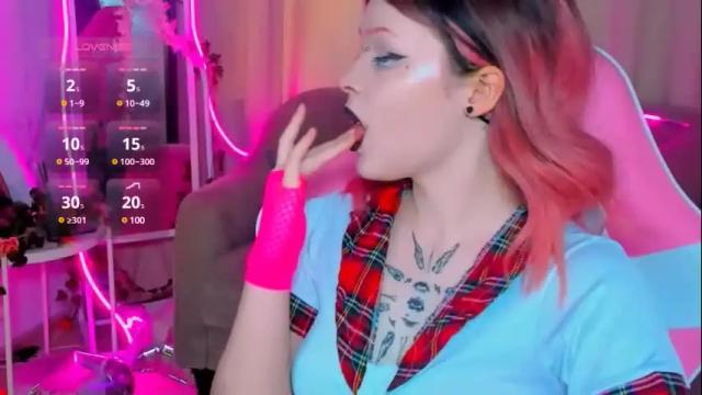 Image 8 of nicolefloret Stream on Chaturbate on 1 month ago