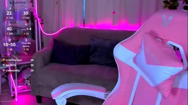 Image 12 of nicolefloret Stream on Chaturbate on 26 days ago