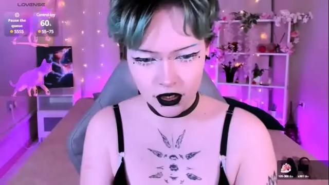 Image 2 of nicolefloret Stream on Chaturbate on 26 days ago