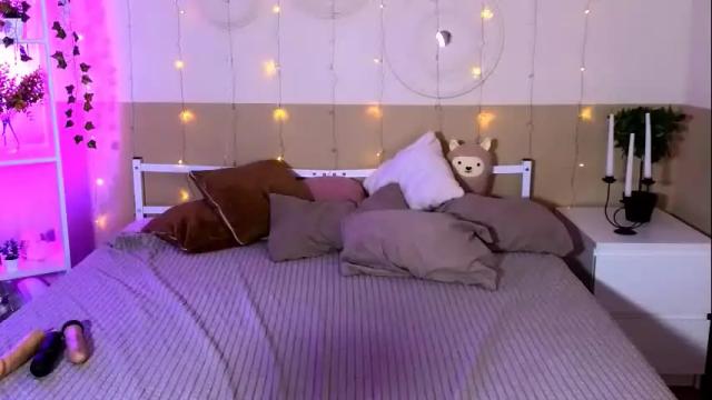 Image 8 of nicolefloret Stream on Chaturbate on 21 days ago