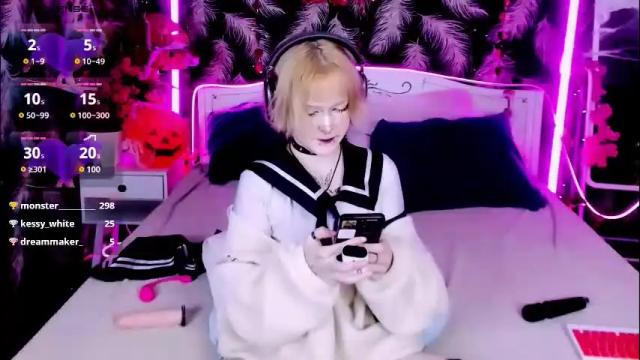 Image 2 of nicolefloret Stream on Chaturbate on 11 days ago