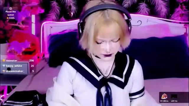 Image 3 of nicolefloret Stream on Chaturbate on 11 days ago